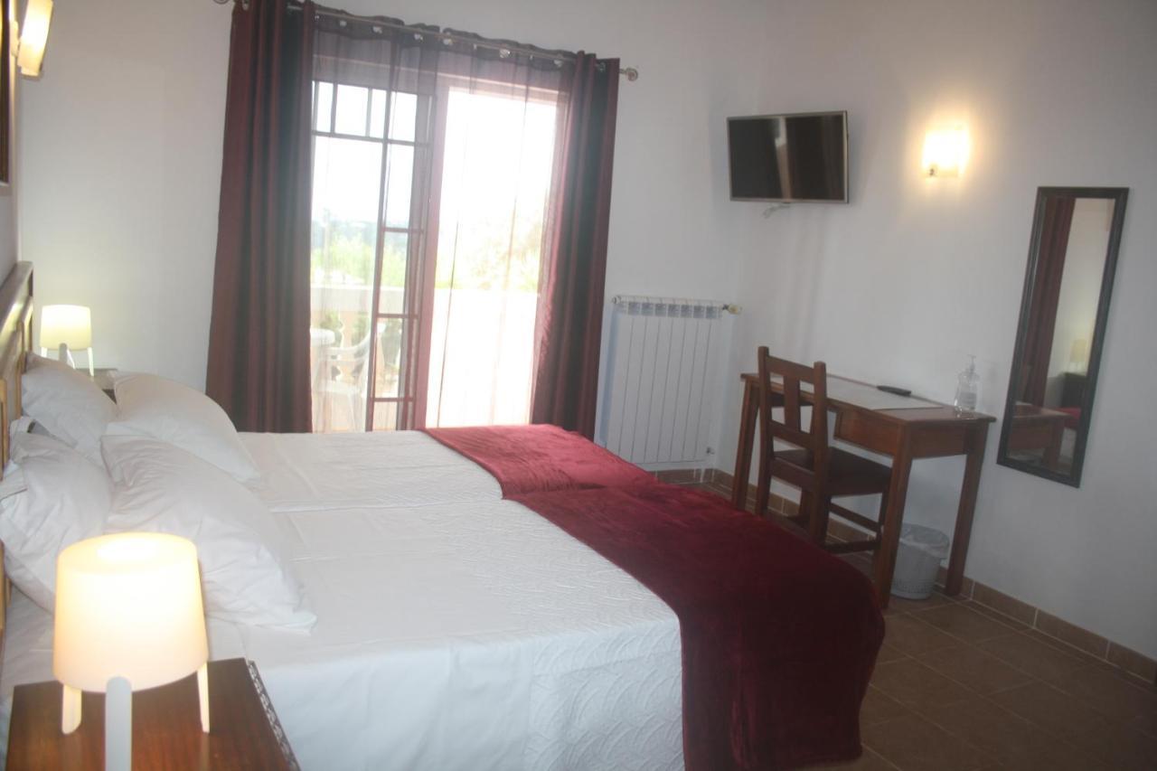 Rustic Villa Guesthouse Santa Bárbara de Nexe Eksteriør billede