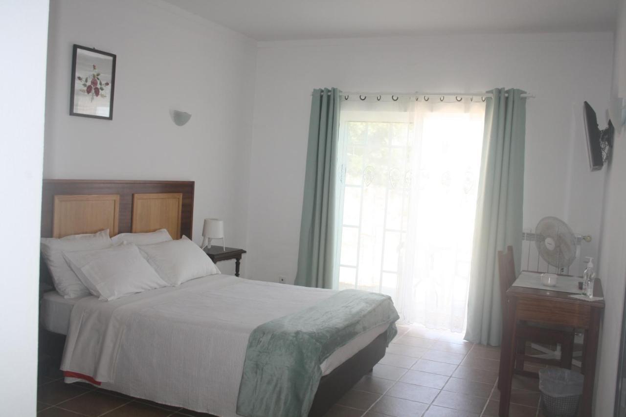 Rustic Villa Guesthouse Santa Bárbara de Nexe Eksteriør billede